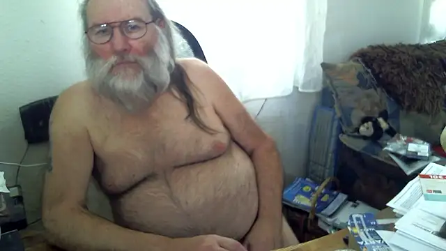 SexySantaC online show from 03.18.25