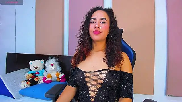 Snapshot of abbyblairs3 chatting on 10.25.25 abbyblairs3 online show from 10.25.25