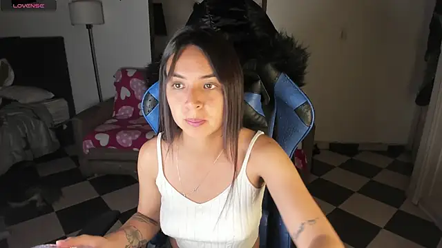 Miss Nicole online show from 03.07.25