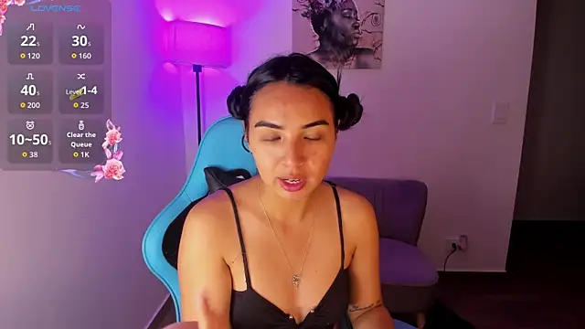 Miss Nicole online show from 04.19.26