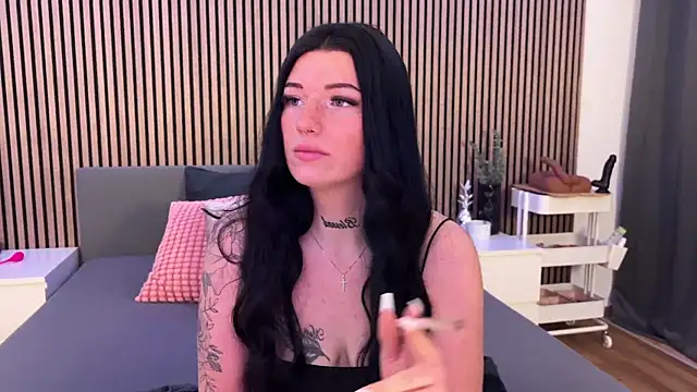 Snapshot of LizaRoxx chatting on 03.12.25 LizaRoxx online show from 03.12.25