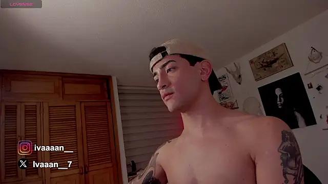 ivaaaan  online show from 01.23.25