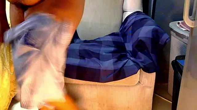 CharlesBlk79  online show from 12.05.25