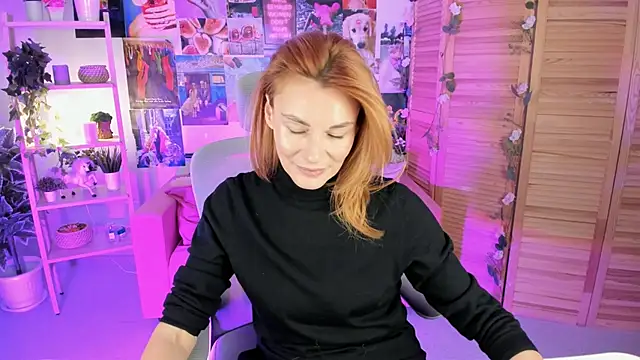 Snapshot of MistyBarnes chatting on 12.11.24 MistyBarnes online show from 12.11.24