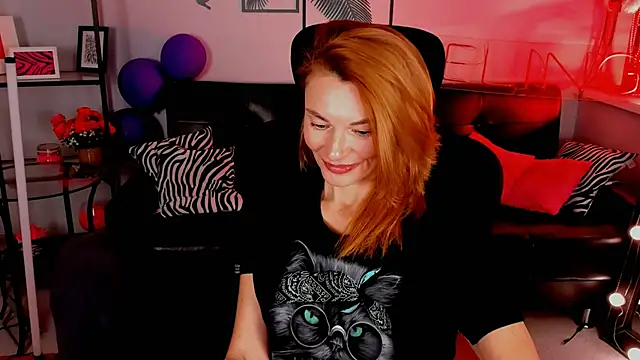 Snapshot of MistyBarnes chatting on 01.09.25 MistyBarnes online show from 01.09.25