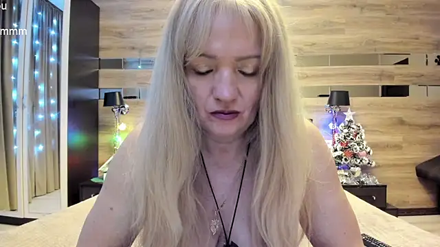 TrueFoxyyy online show from 01.29.25