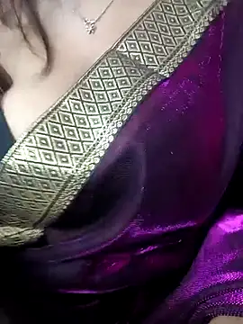 Nia  09 online show from 09.15.25