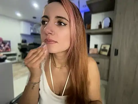 Anny Moore09 online show from 03.22.25