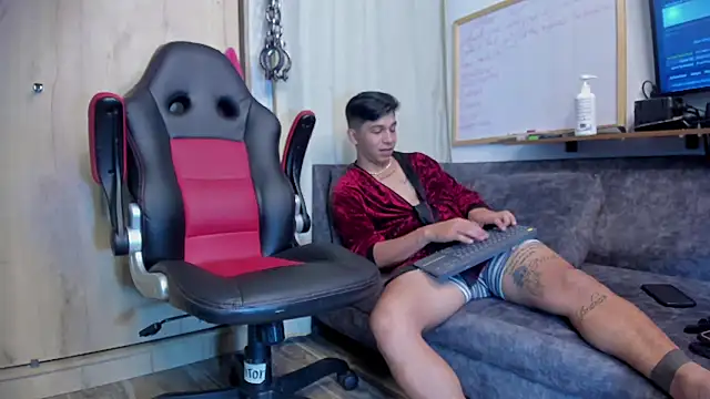 sophieandmarkls online show from 12.28.24