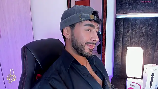 ItsMeEros online show from 01.30.25