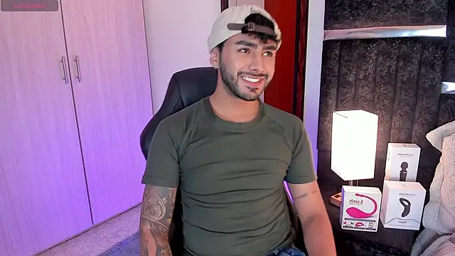 ItsMeEros online show from 02.04.25