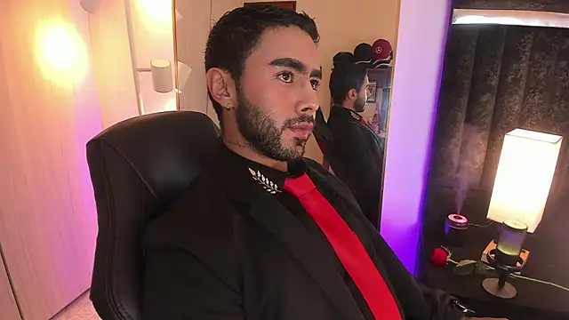 ItsMeEros online show from 12.13.25