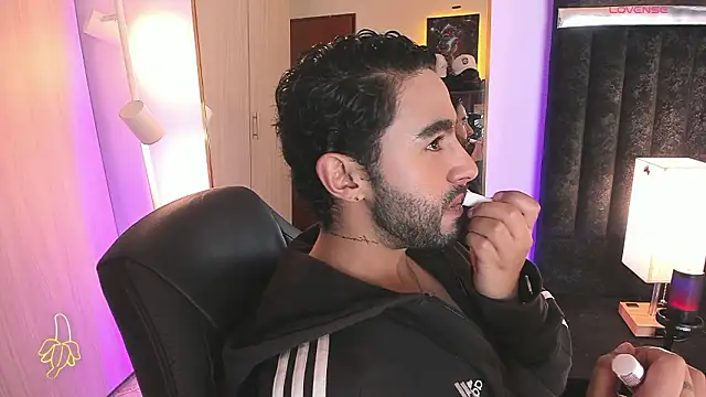 ItsMeEros online show from 03.07.26