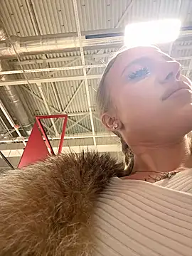 pinkstar  online show from 01.29.25