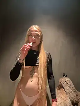 pinkstar  online show from 02.02.25