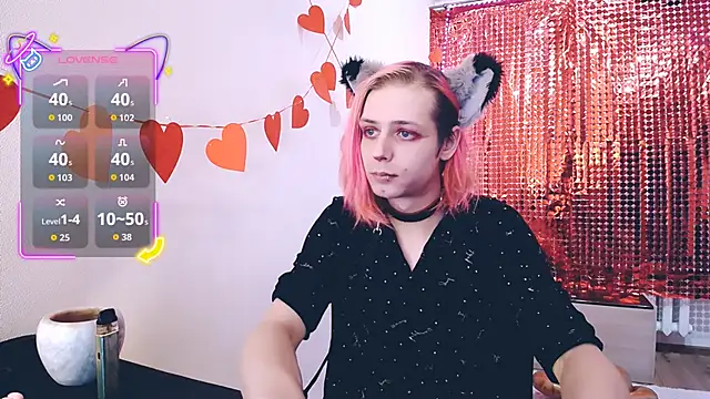 Littlepinkcat online show from 02.23.26