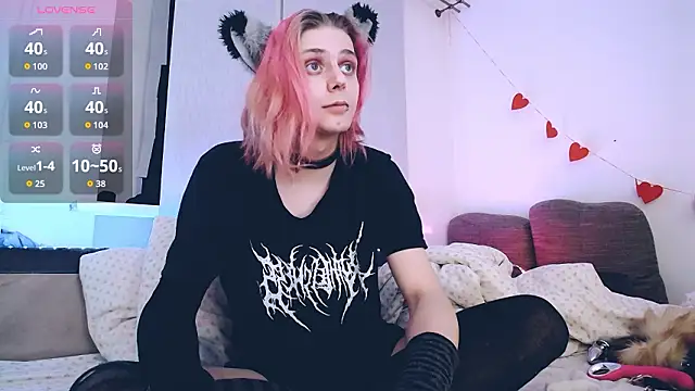 Littlepinkcat online show from 03.22.26