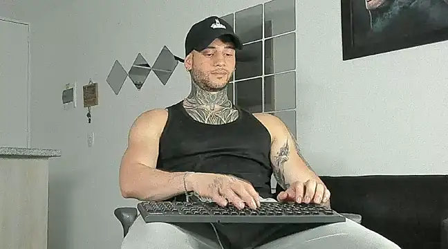  jamesleandros1 online show from 02.22.25