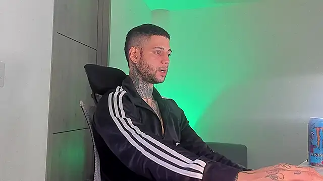  jamesleandros1 online show from 05.10.26