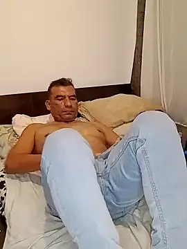 Daddy1972 online show from 02.13.25