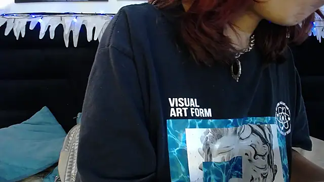 Snapshot of SabinaMerchetti chatting on 12.10.24 SabinaMerchetti online show from 12.10.24