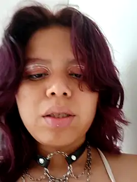 Snapshot of SabinaMerchetti chatting on 10.28.25 SabinaMerchetti online show from 10.28.25