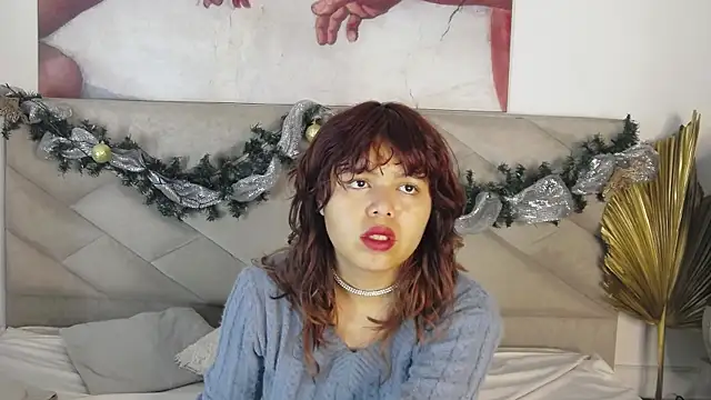 Snapshot of SabinaMerchetti chatting on 11.30.25 SabinaMerchetti online show from 11.30.25