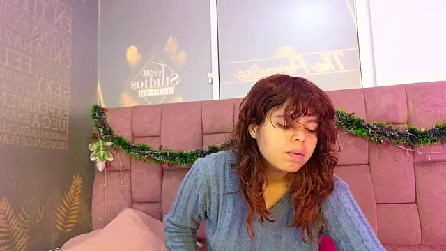 Snapshot of SabinaMerchetti chatting on 11.30.25 SabinaMerchetti online show from 11.30.25