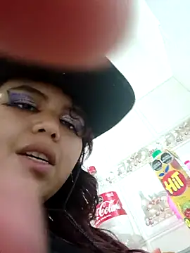 Snapshot of SabinaMerchetti chatting on 02.03.26 SabinaMerchetti online show from 02.03.26