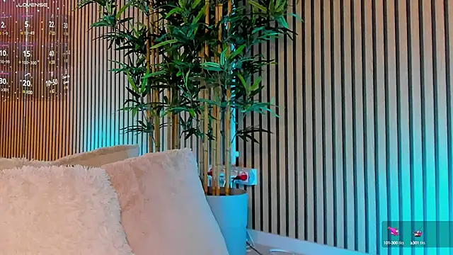 Snapshot of Avril_Cyrus chatting on 02.27.25 Avril Cyrus online show from 02.27.25