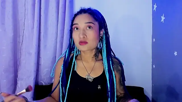 Snapshot of Eva_Lee_ chatting on 12.14.24 Eva Lee online show from 12.14.24