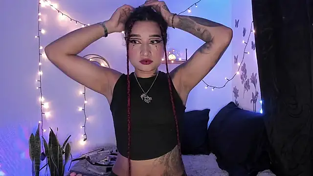 Snapshot of Eva_Lee_ chatting on 02.11.25 Eva Lee online show from 02.11.25