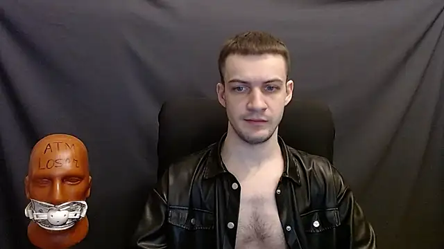 Snapshot of _Damien_thorn_ chatting on 12.18.24 Damien thorn online show from 12.18.24