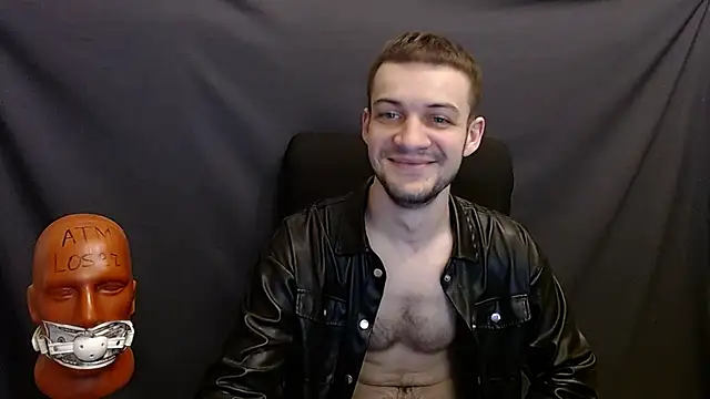 Snapshot of _Damien_thorn_ chatting on 12.22.24 Damien thorn online show from 12.22.24