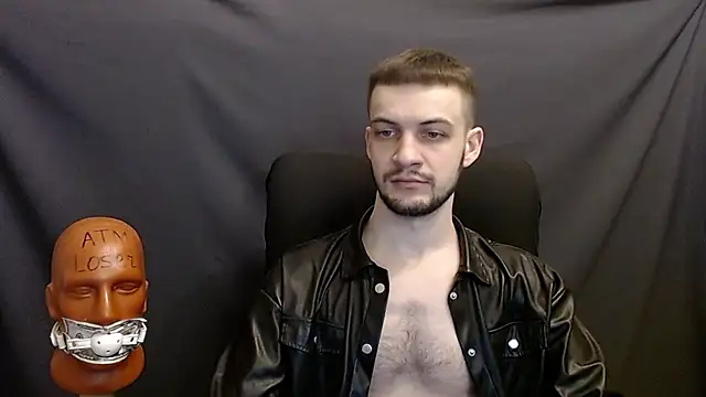 Snapshot of _Damien_thorn_ chatting on 01.01.25 Damien thorn online show from 01.01.25