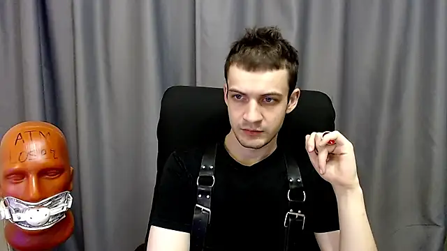 Snapshot of _Damien_thorn_ chatting on 09.12.25 Damien thorn online show from 09.12.25