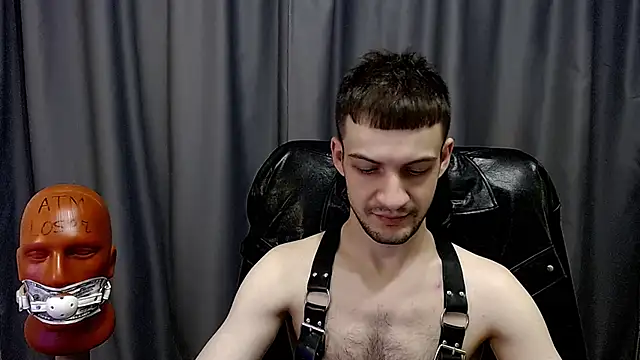 Snapshot of _Damien_thorn_ chatting on 10.19.25 Damien thorn online show from 10.19.25