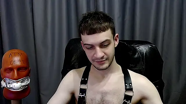 Snapshot of _Damien_thorn_ chatting on 10.25.25 Damien thorn online show from 10.25.25