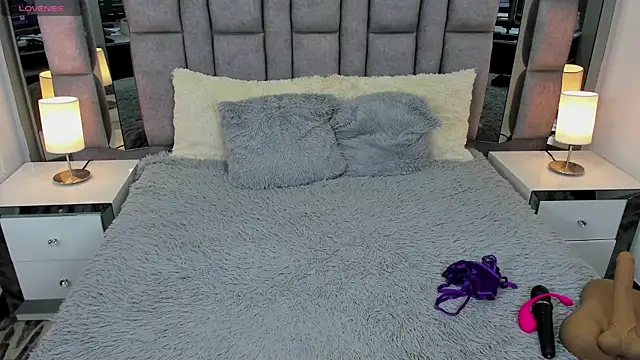 EMMAHILL1 online show from 03.01.25