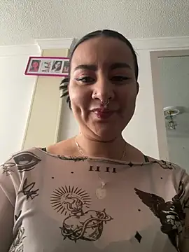 Abril Luv online show from 05.25.26