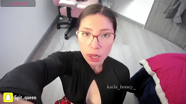 Spit queen online show from 03.20.25