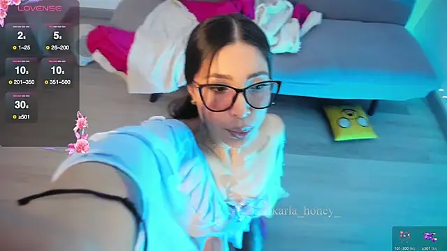 Snapshot of Spit_queen chatting on 03.02.26 Spit queen online show from 03.02.26