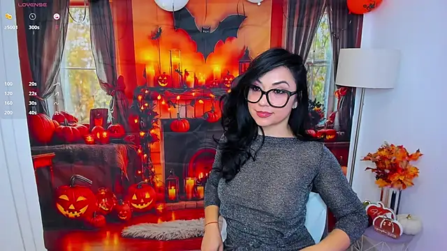 Snapshot of Christall_StarXX chatting on 10.21.25 Christall StarXX online show from 10.21.25