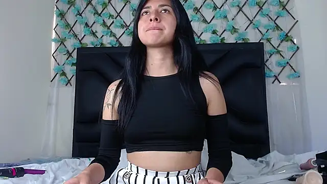 EmmaWilliamss online show from 11.23.25