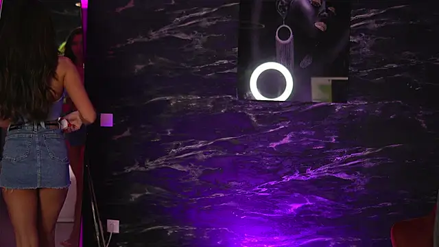 EllenKarter online show from 02.25.25