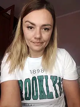 KrissSexi online show from 10.05.25