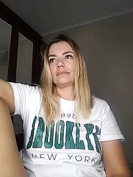 KrissSexi online show from 10.06.25