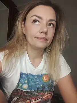 KrissSexi online show from 10.28.25