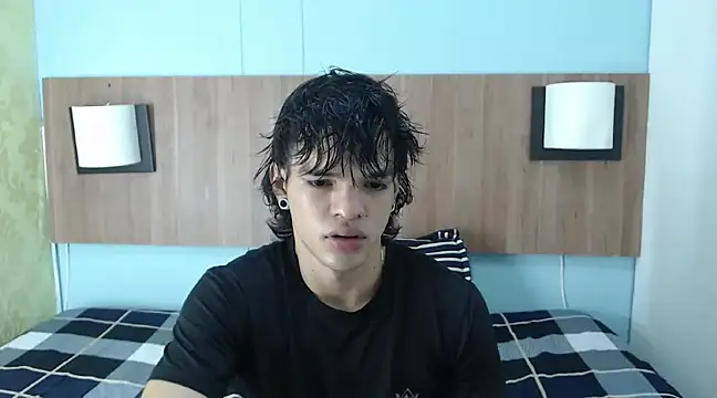 AlbertBernal69 online show from 02.06.25