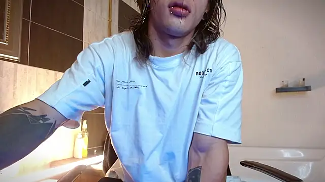 AlbertBernal69 online show from 12.19.25